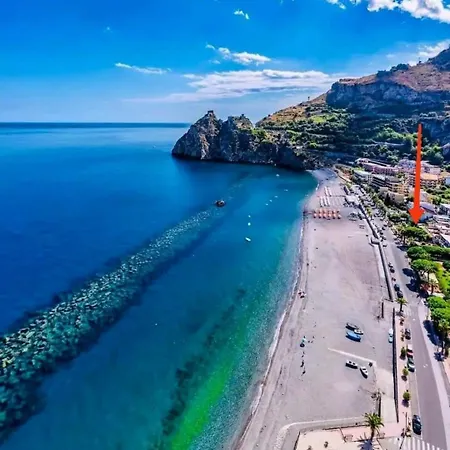 Vinaka Sant'Alessio Siculo