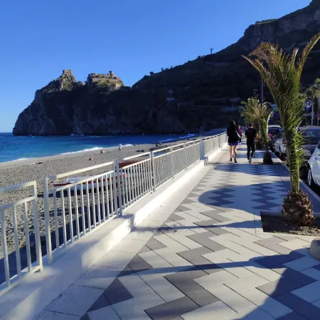 Vinaka * Sant'Alessio Siculo