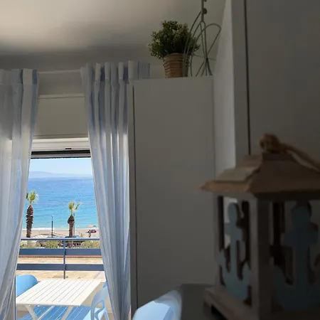 Vinaka SantʼAlessio Siculo